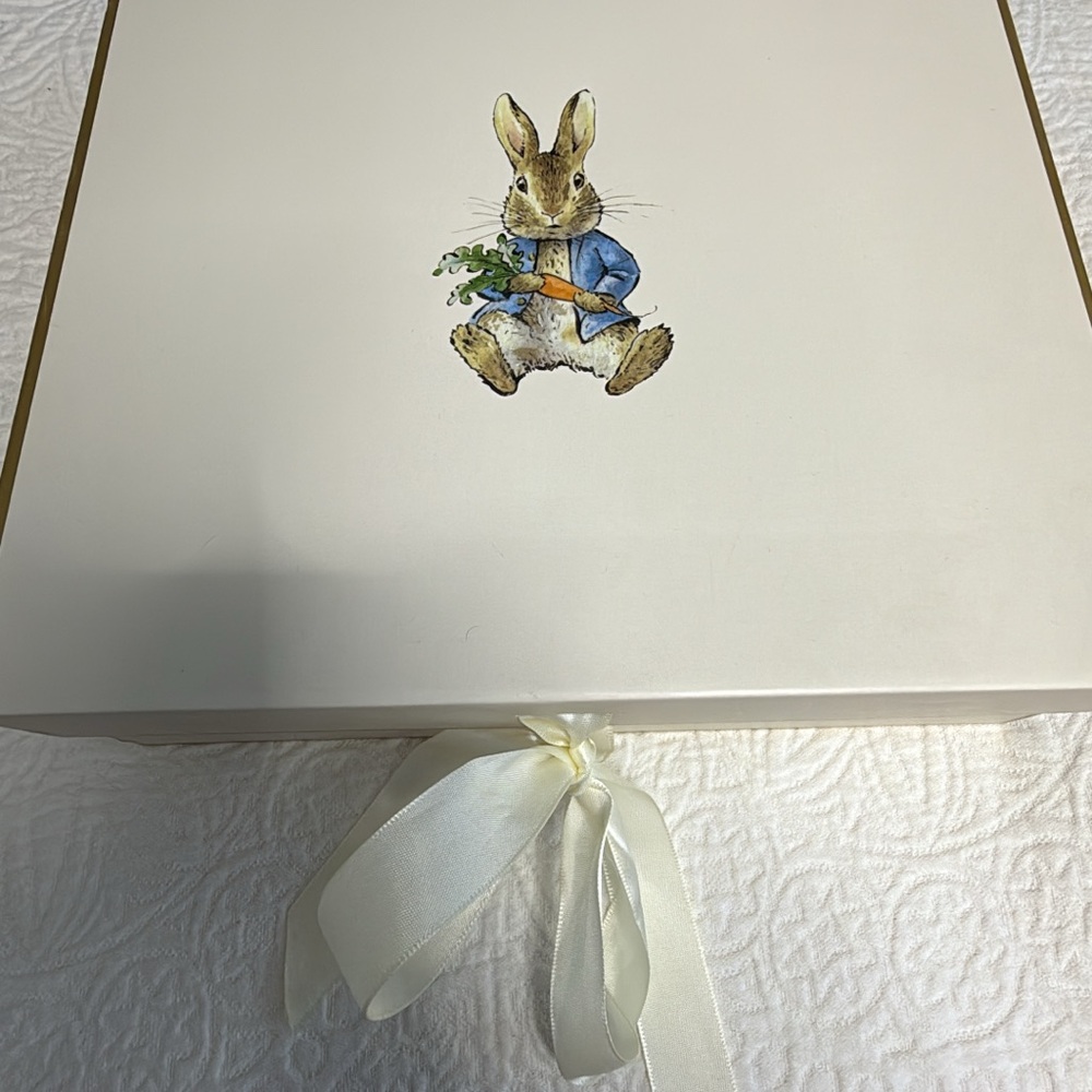 Peter Rabbit Quilt Gift Box with Ribbon